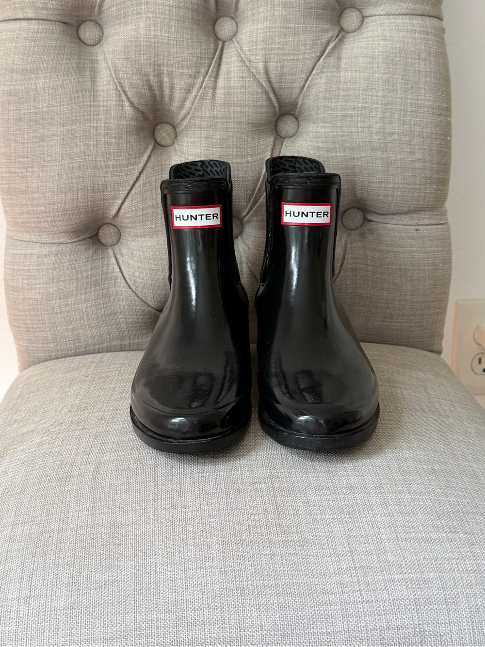 Hunter Black Gloss Chelsea Rain Booties Sz 6